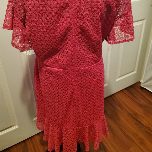 Dress - Picture 2 of 3